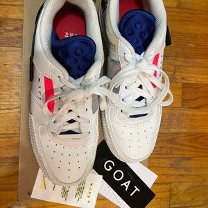 Nike Air Force ones 354